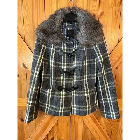 The Limited Faux Fur Collar Plaid Coat Size Medium (0550) - Picture 1 of 9